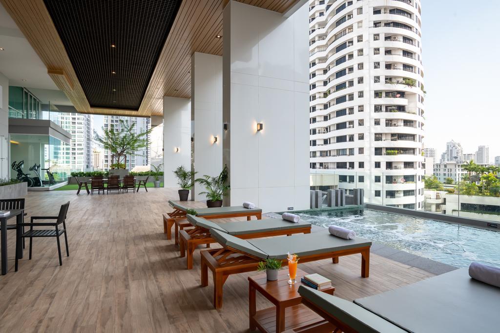 Jasmine 59 Hotel Bangkok Exteriér fotografie The swimming pool at the hotel